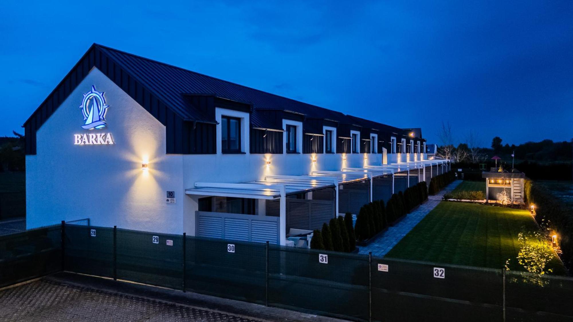 Barka - Apartamenty Premium Oraz Pokoje Blisko Plazy Karwia Exterior foto