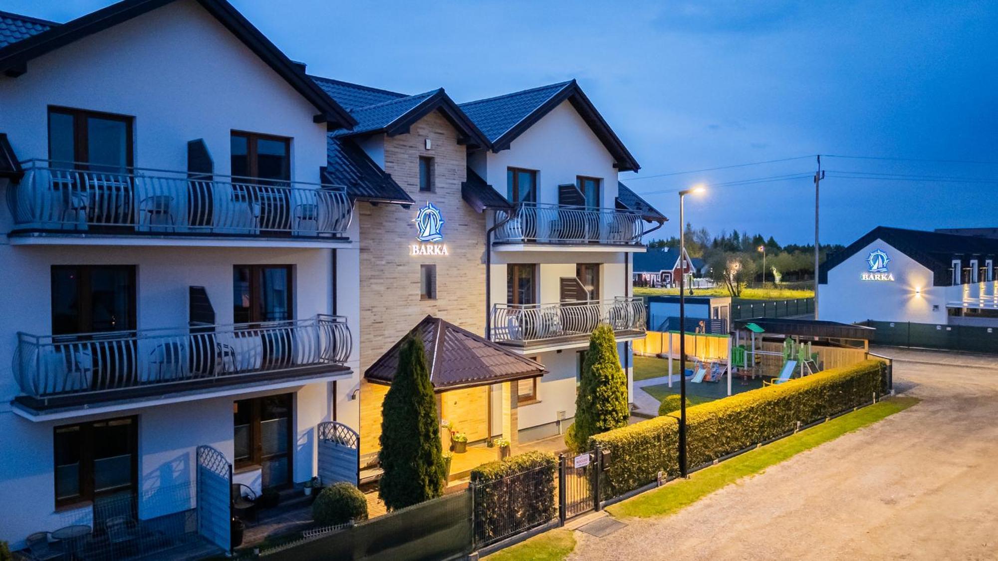 Barka - Apartamenty Premium Oraz Pokoje Blisko Plazy Karwia Exterior foto